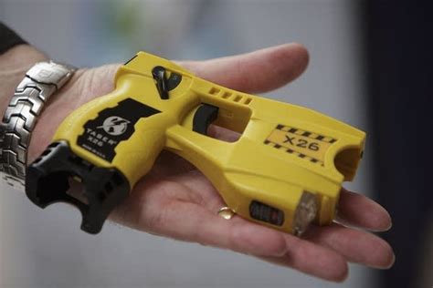 St Paul Council Approves Purchase Of 230 More Tasers Mpr News