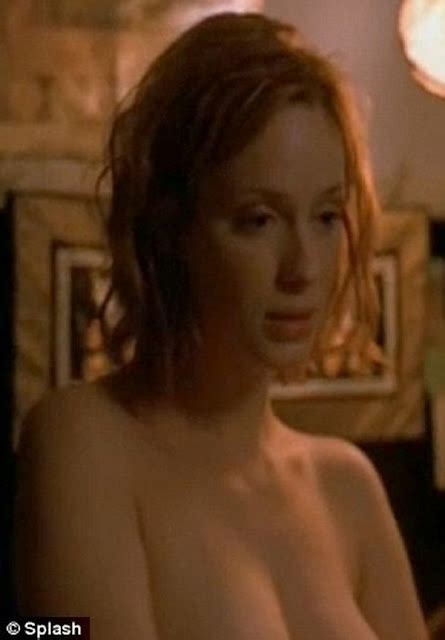 Christina Hendricks Lost Nude Scene Uncovered Imagedesi My Xxx