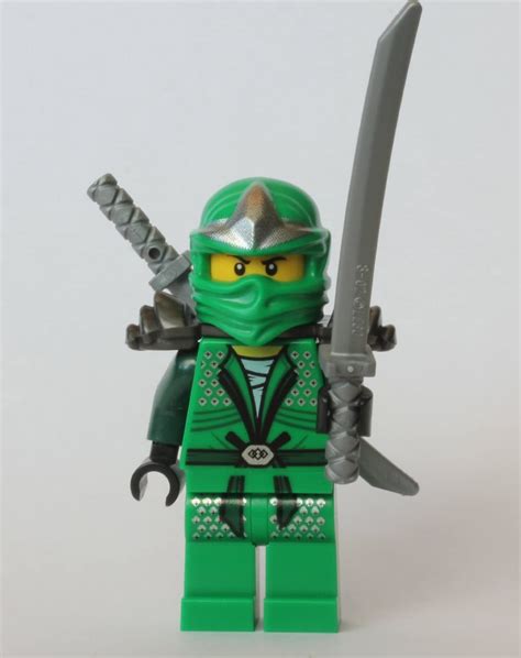 Lego Ninjago Lloyd Zx Green Ninja With Armor And Dual Swords