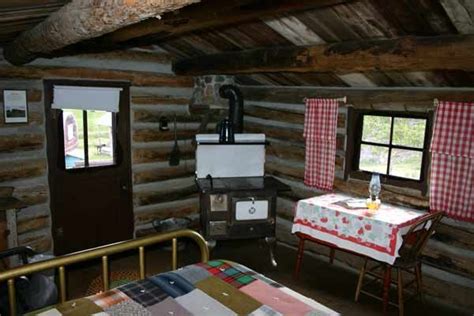 One Room Primitive Cabin Interiors Log Sheepherder S Cabin One Room 1