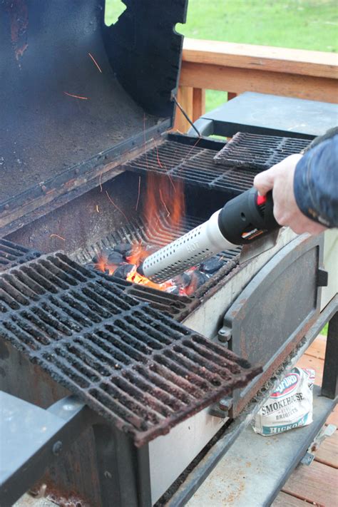 Jul 01, 2021 · next, build a stack of wood for the bonfire, leaving a hole in the middle, then put the drum in the hole. How to Light a Charcoal Grill Fast - Erin Spain