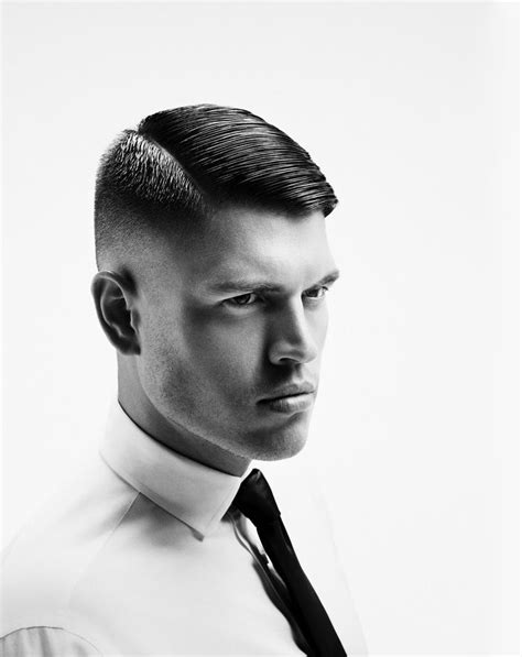 60 cool comb over fade haircuts for men (2021 trends) comb over fade is a fade haircut with hair on the sides and longer hair on top. Comb Over : 15 Best Comb Over Haircuts for Men 2017 - AtoZ ...