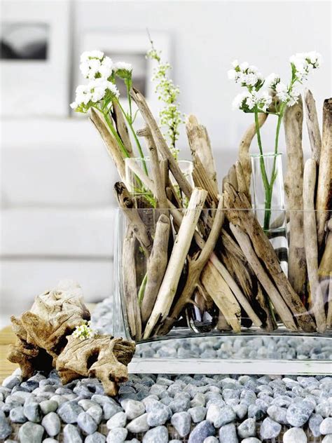 52 Ideas To Use Driftwood In Home Décor Digsdigs