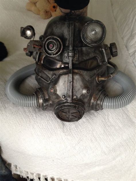 Fallout 3 T 45d Helmet 10 Steps With Pictures Instructables