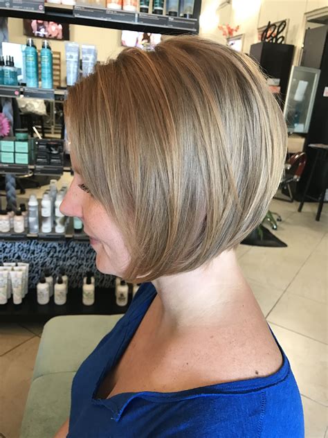 28 Asymmetrical Stacked Bob Hairstyles Hairstyle Catalog