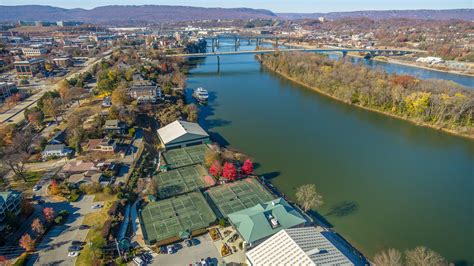 Presented by mckee a family bakery. River Lights - Downtown Condo - Chattanooga Is Waiting ...