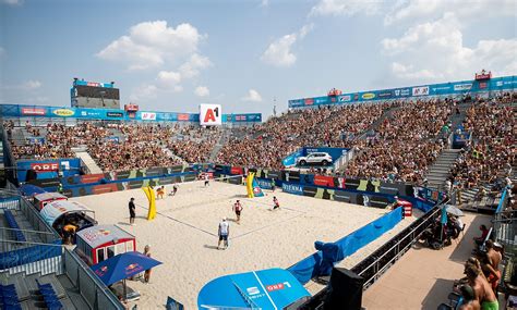 August) wird nicht nur auf der wiener donauinsel stattfinden. Sommernachtskonzert erst im Herbst - wien.ORF.at