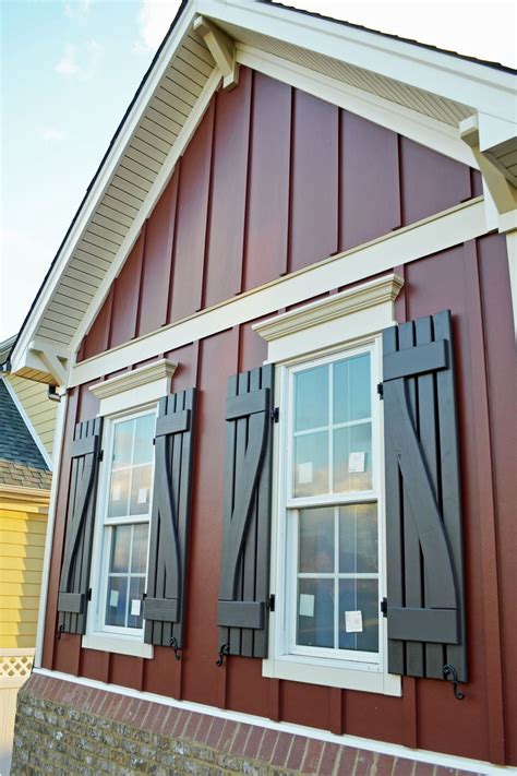 Vertical Plank Siding By James Hardie Cottage House