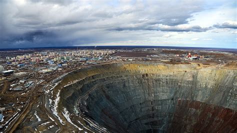 The Nearly Mile Wide Diamond Mine That Helped Build The Soviet Union