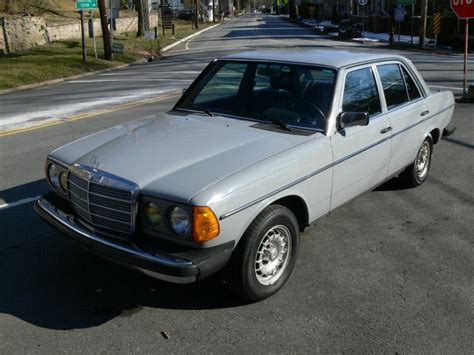 1984 300d turbo diesel sedan in midnight blue this is the dream car!!!! For Sale - 1983 Mercedes Benz 300D Turbo Diesel W123 Sedan ...