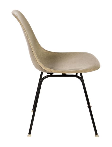 2001 eames herman miller soft pad aluminum group desk chair black leather 10+. Herman Miller Vintage Eames Molded Fiberglass Chair ...