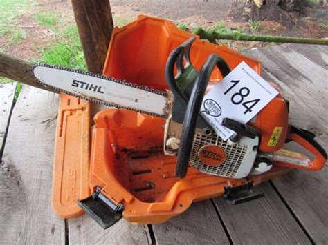 Stihl Ms 290 Chain Saw With 18 Inch Bar And Case Runs Great