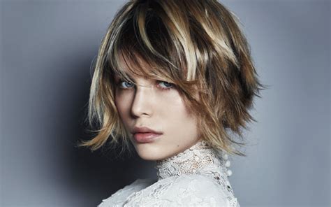 Coiffure tendance en 2020 : Liste : Les +20 top images de coiffure automne 2020 femme ...