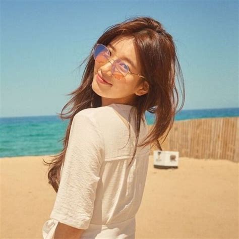 Bae Suzy Posts Spicy Kpop Korean Actresses Korean Actors Actors