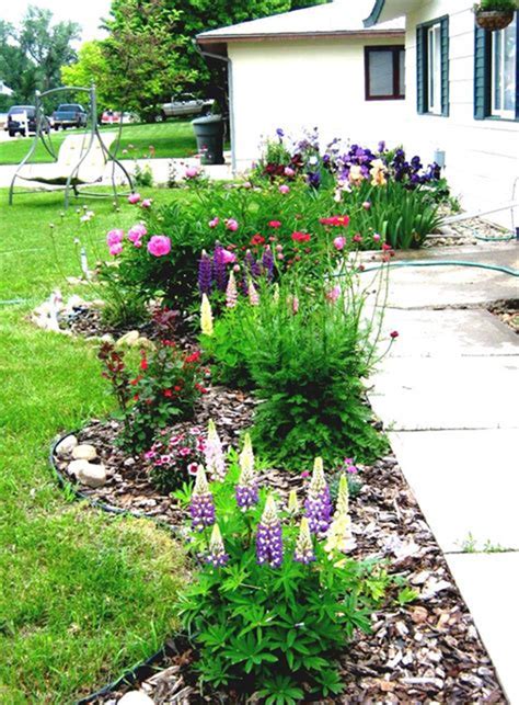 45 Best And Cheap Simple Front Yard Landscaping Ideas 39