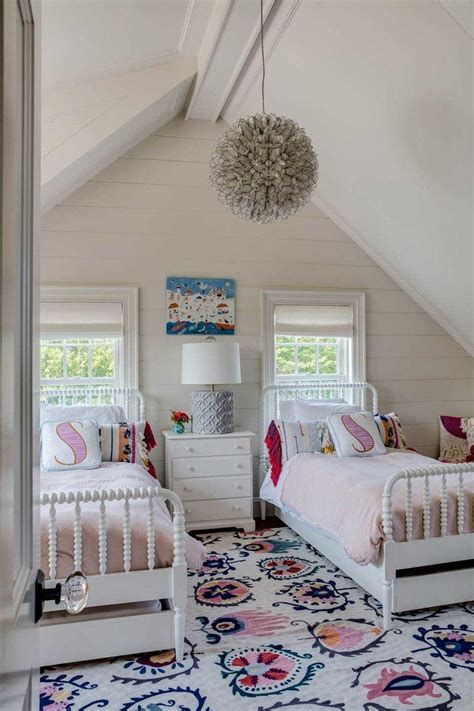 Polhemus savery dasilva and lisa tharp create a classically elegant home on cape cod. This New England home is the poster child for "coastal ...