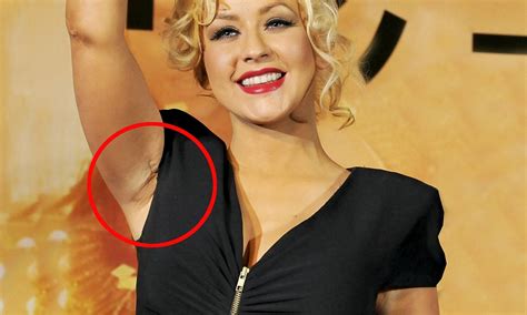 Christina Aguilera S Breast Implants Scar Revealed In Armpit Daily Mail Online