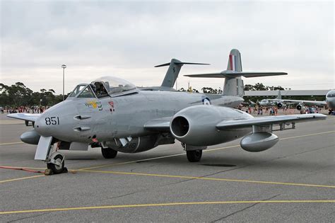 To route requests to the correct app, use. Gloster Meteor - EcuRed