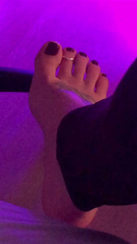 Mistress Brooke On Twitter End To Get My Attention Tribute My Perfect Feet That Youll