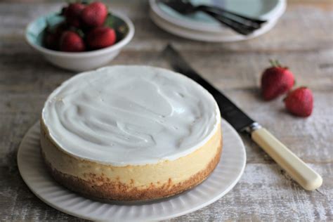 Pressure Cooker Cheesecake With Almond Sour Cream Topping