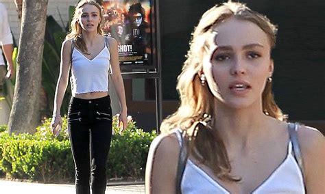 Lily Rose Depp Shows Off Slender Figure In Casual Black Daily Mail Online