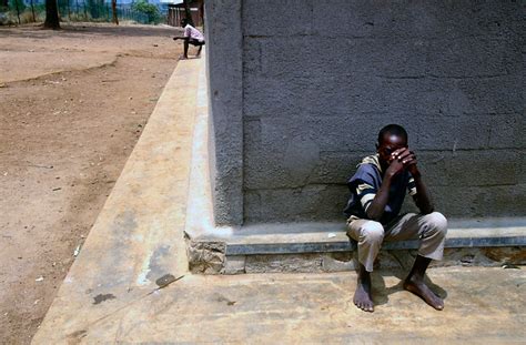 Stuart Freedman Rwanda Kigali Gitarama Men In Overcroded Prison