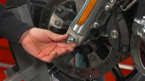 How To Your Harleys Front Axle Nut Torque Fix My Hog