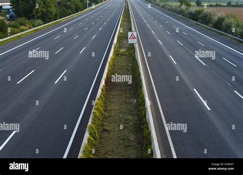 4 Lane Highway High Resolution Stock Photography And Images Alamy