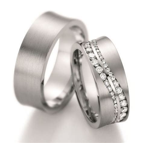 Weitere ideen zu hochzeitskleid, hochzeit, brautkleid. Konkave Hochzeitsringe 585 Weissgold | zwei Brillantkränze ...