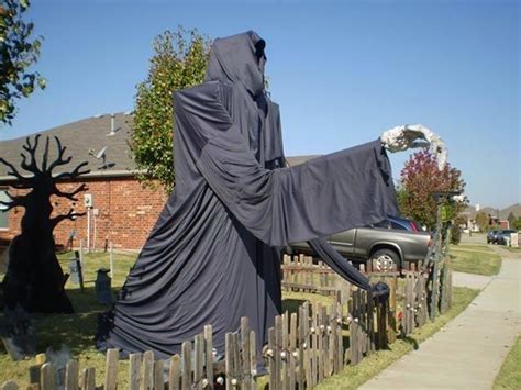 Large Grim Reaper Lawn Decoration Halloween Outside Lawn Decor