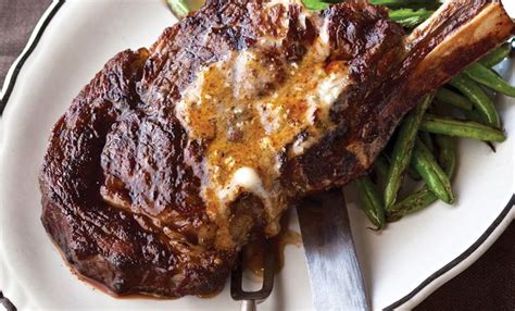 Pan Seared Rib Eye Steak With Chilegorgonzola Butter