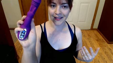 Toy Review Feelinggirl Dildo Shaped Rabbit Vibrator Sex Toy Youtube