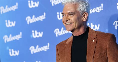Phillip Schofield S Replacement Announced For British Soap Awards Upday News