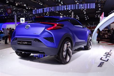 Toyota C Hr Concept Previews Future Subcompact Crossover Live Photos