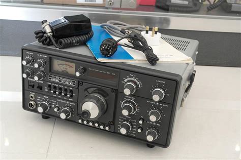 Second Hand Yaesu Ft101zd Mkiii 3 Hf Base Transceiver Rwuk