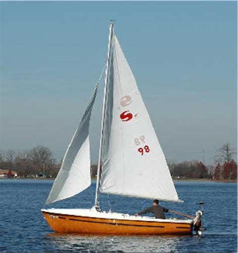 Skipper 17 Sailboat For Sale