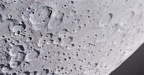 Astrophotographer Captures Extraordinary Details Of Moon S Surface In Megapixel Photo