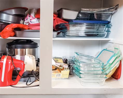 How To De Clutter And Organize Your Kitchen In 3 Easy Steps Tidy Mo