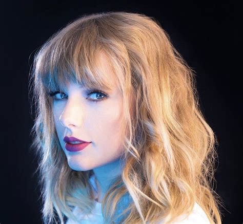 red taylor taylor alison swift world most beautiful woman taylor swift wallpaper taytay her