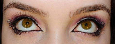 Hazel eyes are undoubtedly some of the most mysterious. 2012 New Year Makeup