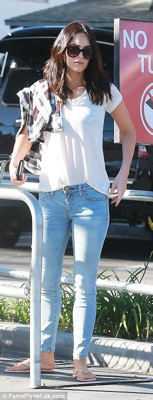 Megan Fox Makes A Casual White T Shirt And Tight Fitting Jeans Look