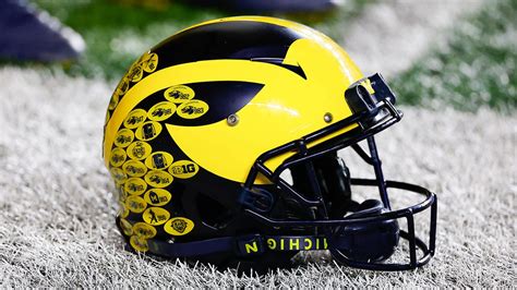 College Football Week 11 Preview Michigan Gets First Test Of Season At