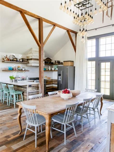 Before And After Tiny Farmhouse Gets A Redesign Country Kitchen