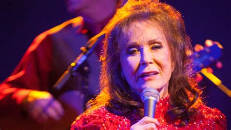 Muere Loretta Lynn Icono De La Música Country A Los 90 Años