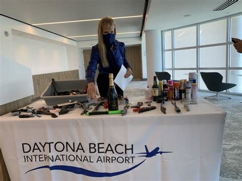 Tsa Confiscates Record Number Of Guns At Airports Nationally And In Florida