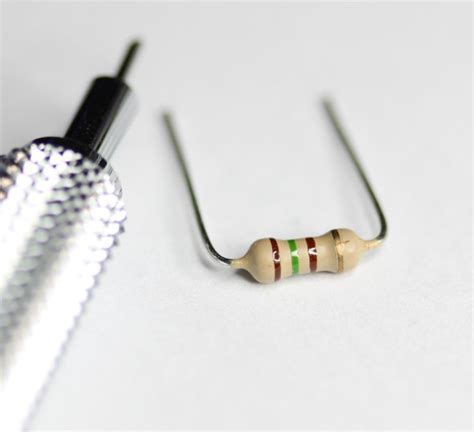Newbiehack Resistors 150 Ohm Quarterwatt Through Hole