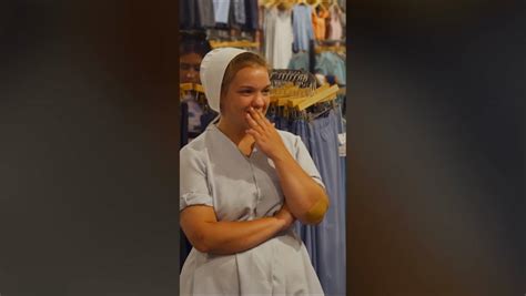 Amish Woman Tears Up As She Tries On Bikini For The First Time To Feel Beautiful Mirror Online