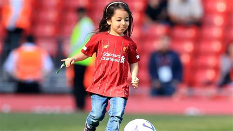 Salah's daughter scores a goal for the Anfield crowd - ESPN Video