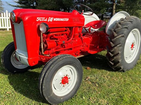 Plymouth High School Ffa Member Restores 641 Ford Tractor Farm And Dairy