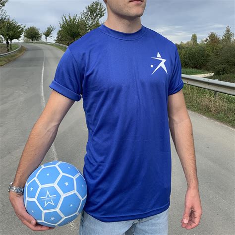 T Shirt Bleu Star Freestyle And Starfreestyle Ballon De Freestyle Football
